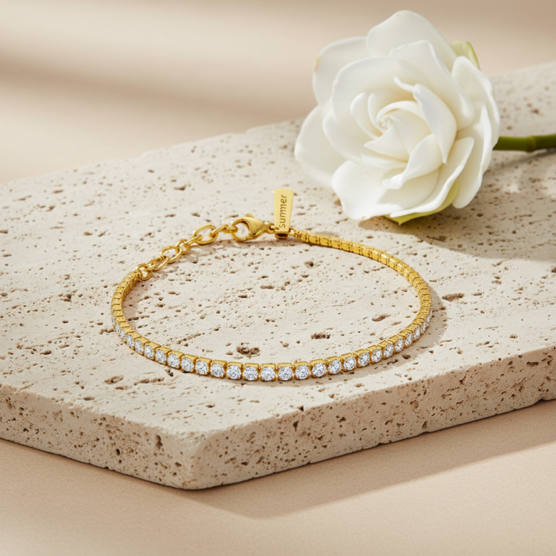 Sterlingsilber mit gelbgoldplattiertem Moissanit personalisiert graviertes Tennisarmband-3