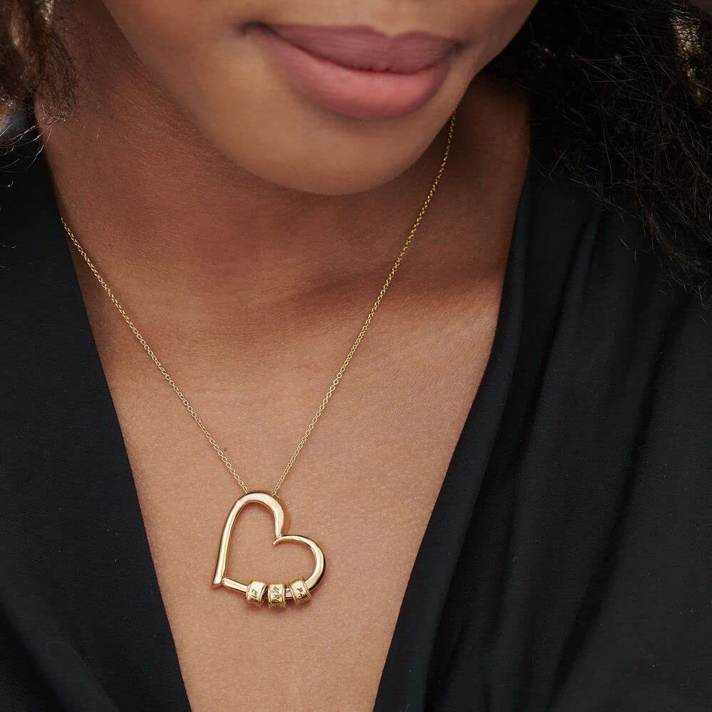 Collar con colgante de corazón y nombre personalizado en plata de ley bañada en oro con cuentas grabadas.-3