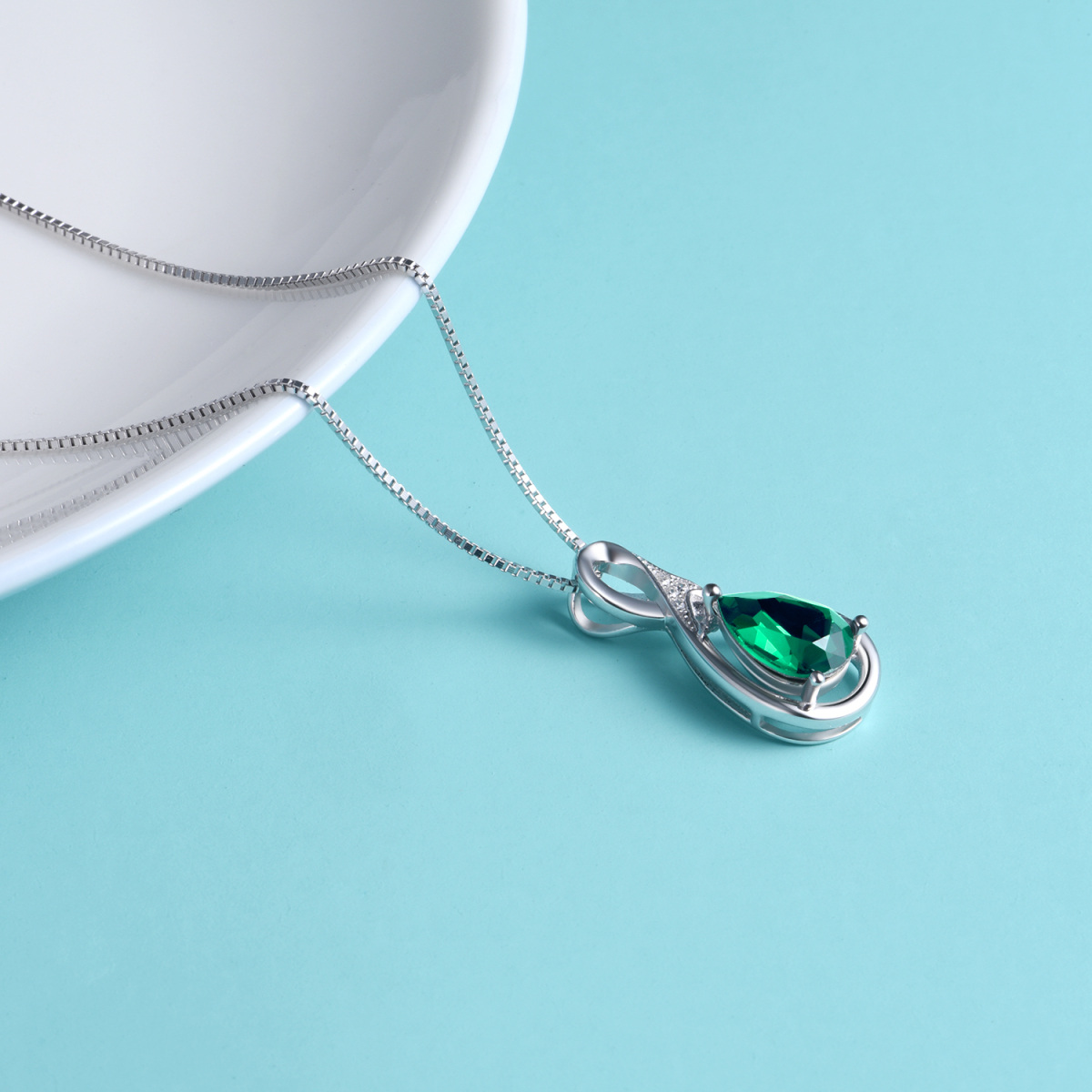 Sterling Zilveren Groene Lab Gemaakte Diamanten Infinity Symbool Ketting voor Vrouwen-3