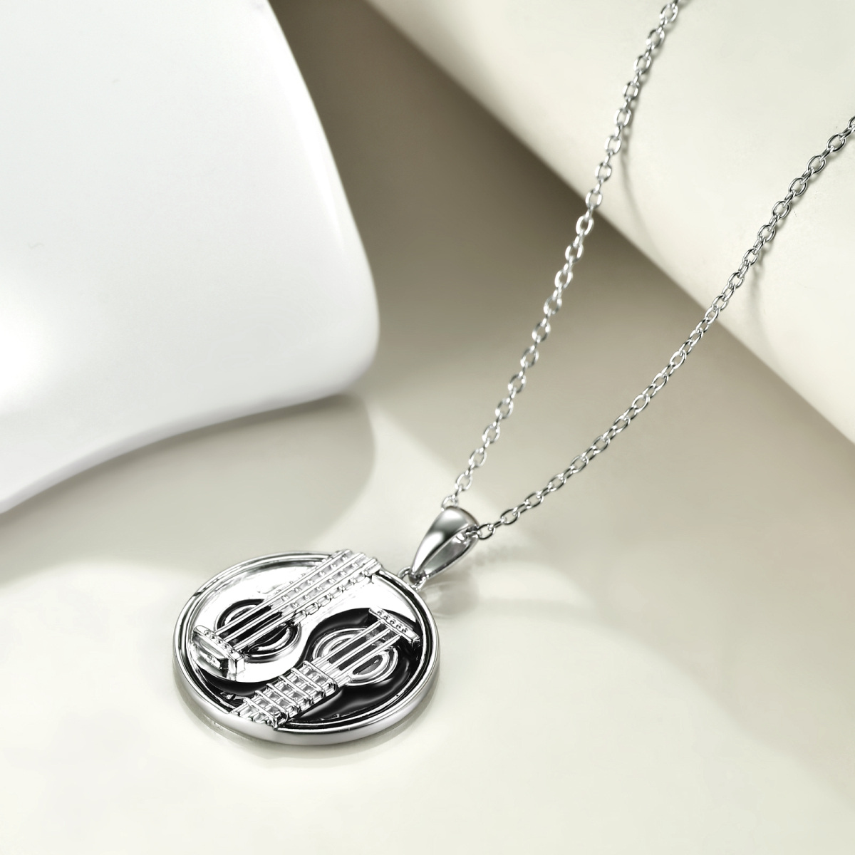 Collier en argent sterling avec pendentif guitare et Yin Yang-4