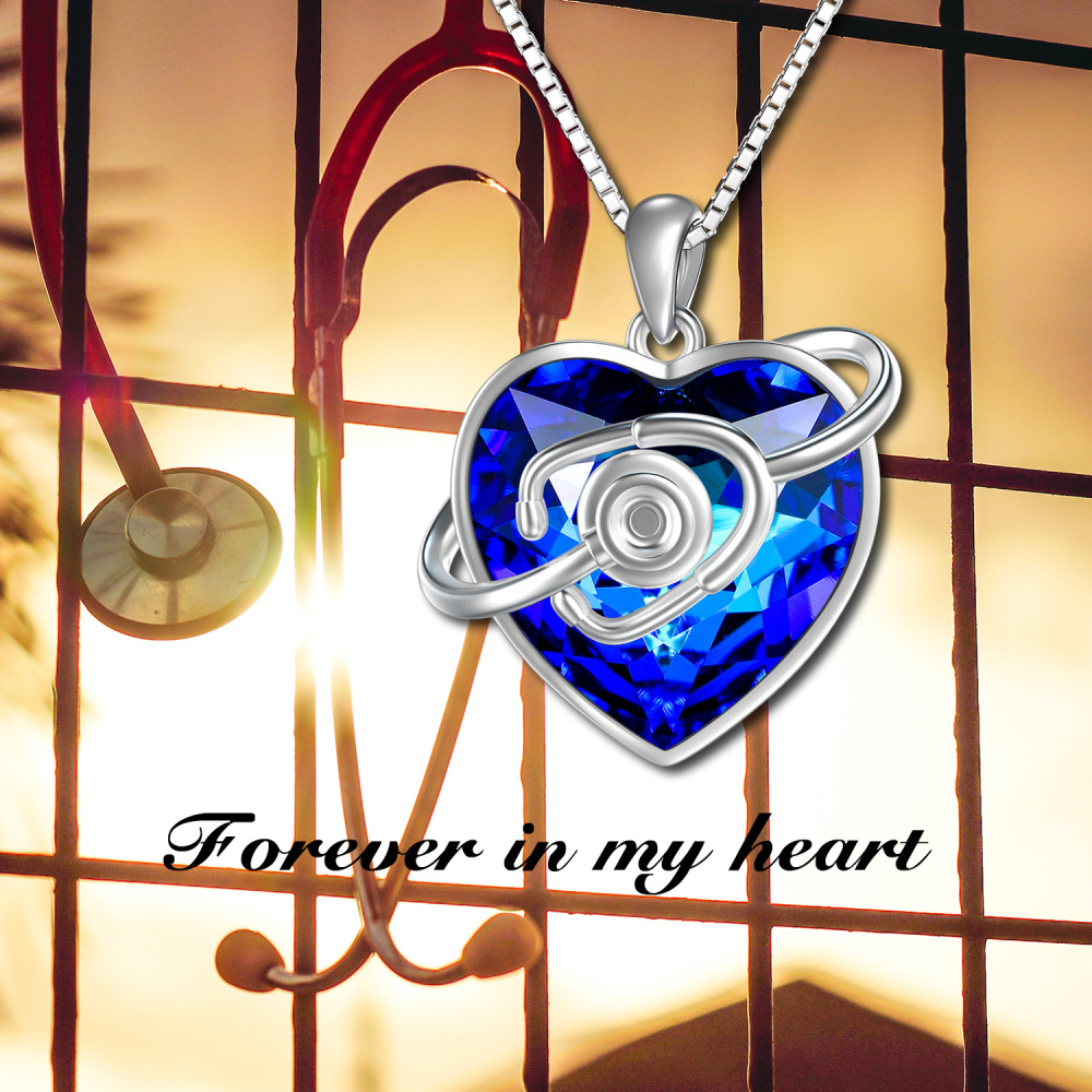 Collar con colgante de cristal en forma de corazón de plata de ley-5