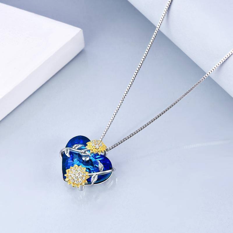 Collar con colgante de cristal en forma de corazón de plata de ley-4