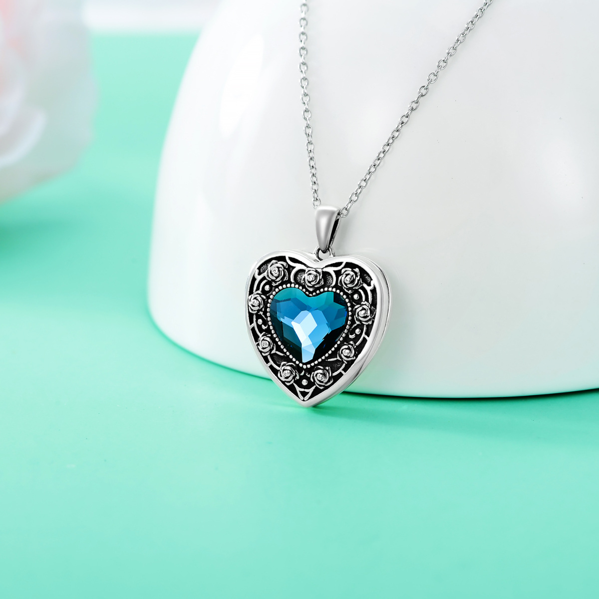 Collar con medallón de foto personalizado con forma de corazón y rosa de cristal de plata de ley con palabra grabada para mujer-5