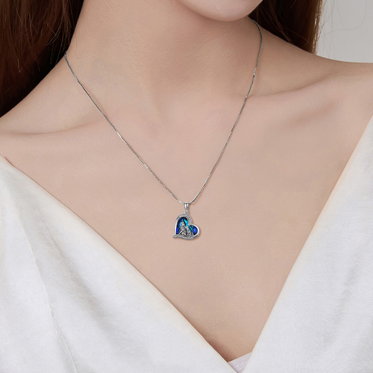 Collar con colgante de corazón de lobo azul de plata de ley con cristal de corazón para mujer-2