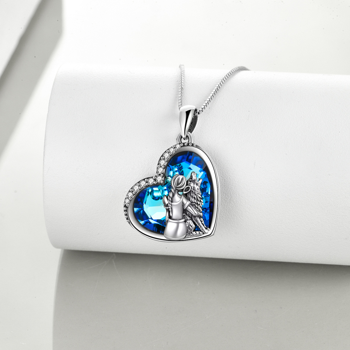 Sterling Silver Heart Crystal Cubic Zirconia Wolf With Heart Pendant Necklace For Women-3