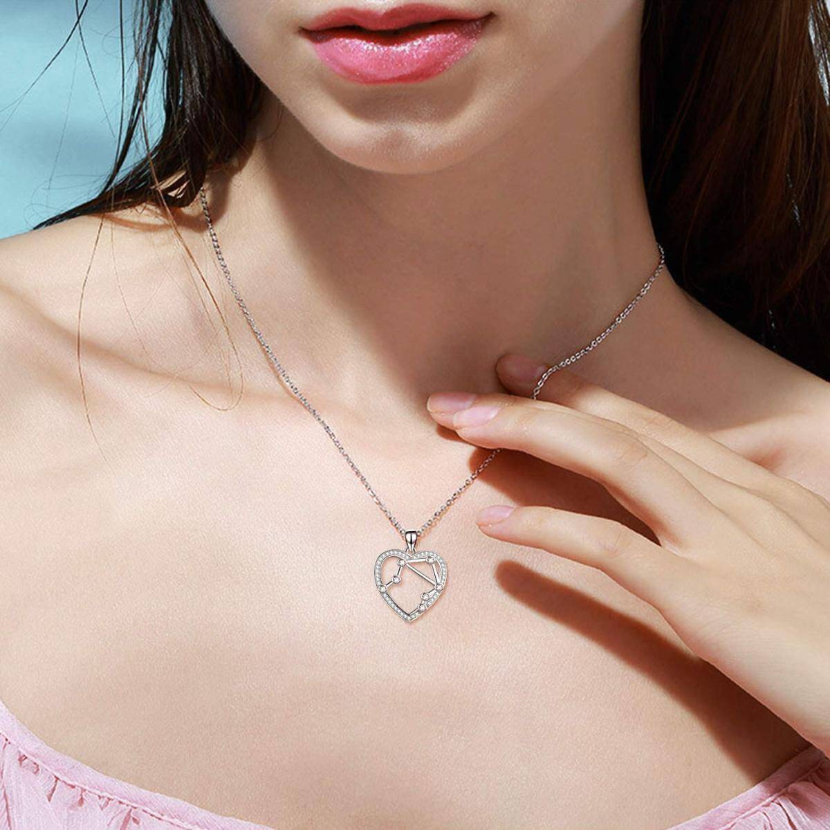 Collana con ciondolo a forma di cuore in argento sterling e zirconi cubici-2