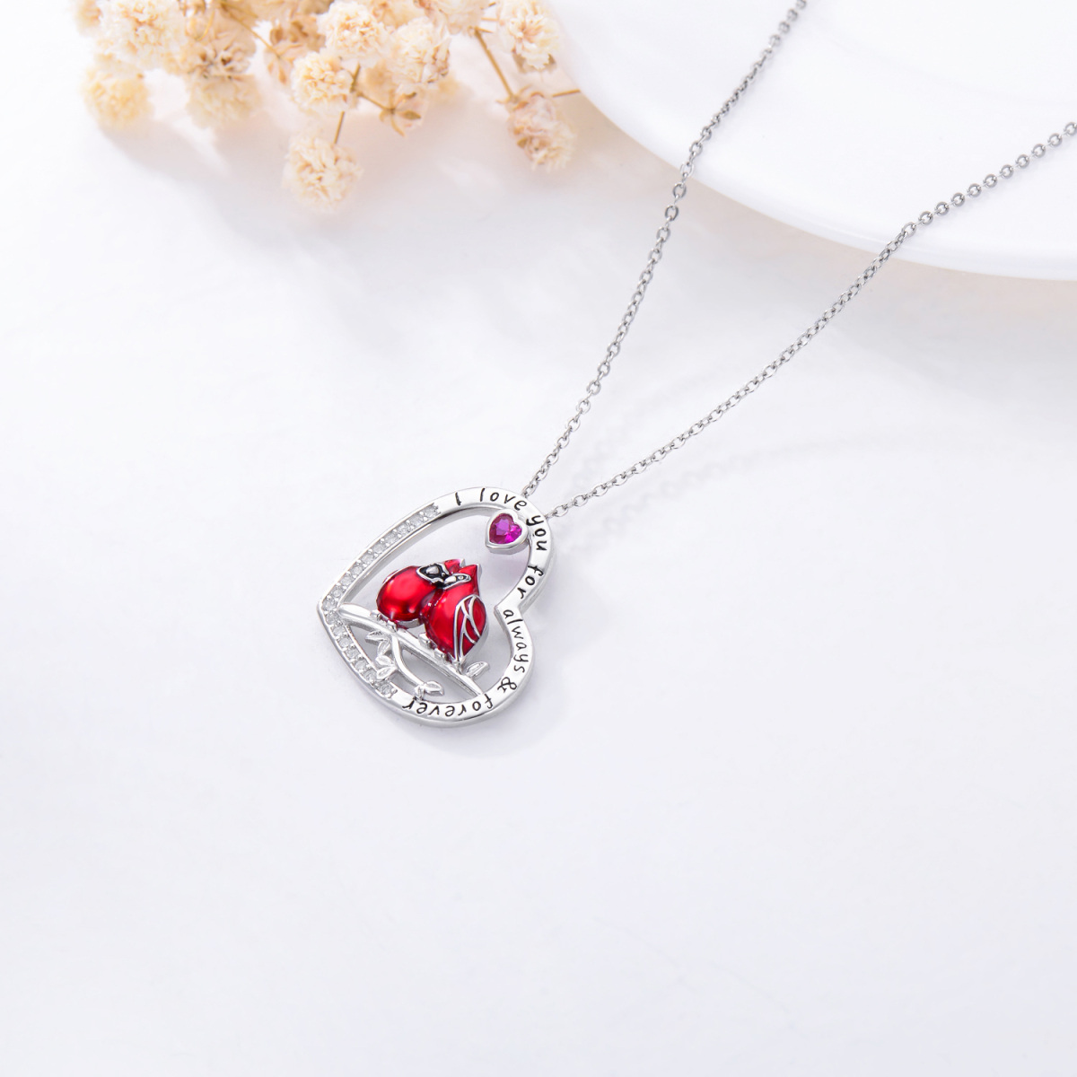 Collana con ciondolo cardinale a forma di cuore in argento sterling con zirconia cubica e parola incisa-5