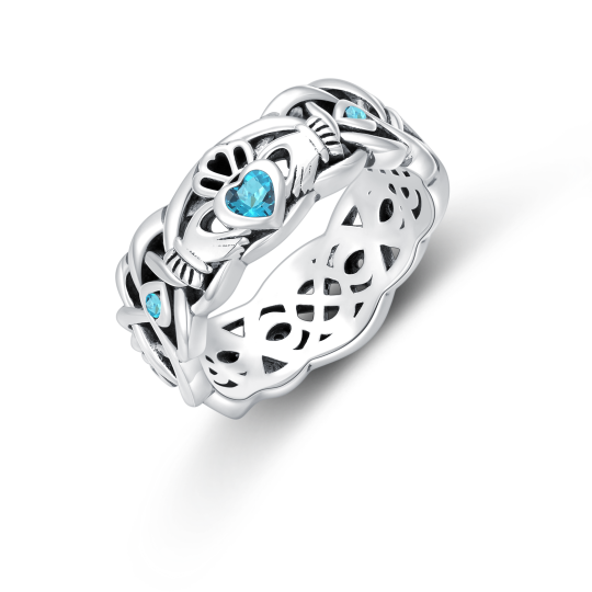 Anel Claddagh com pedra de nascimento em forma de coração e zircônia cúbica em prata esterlina com nó celta