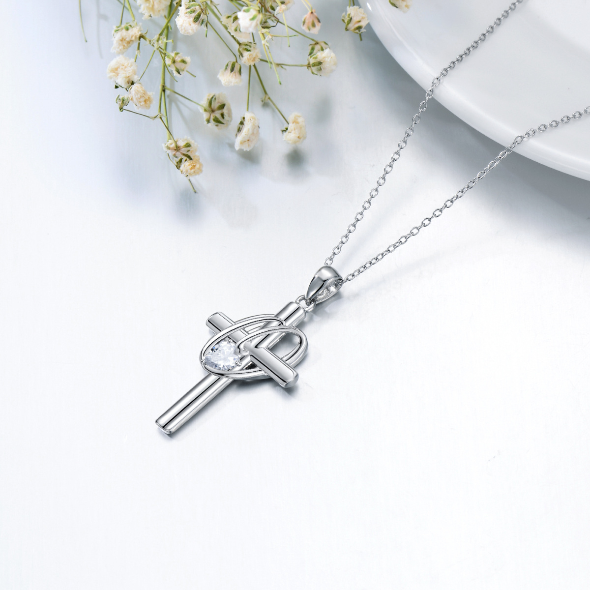 Sterling Silber Herz geformt Cubic Zirkonia Kreuz Anhänger Halskette mit Initial Buchstabe-4