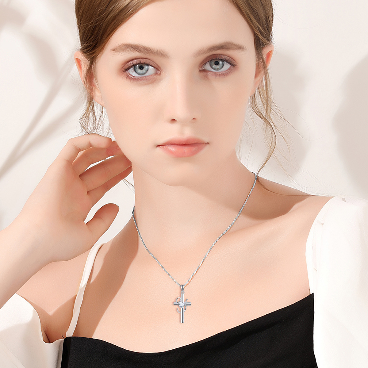 Collier en argent sterling avec pendentif croix en forme de coeur en zircon cubique et let-2