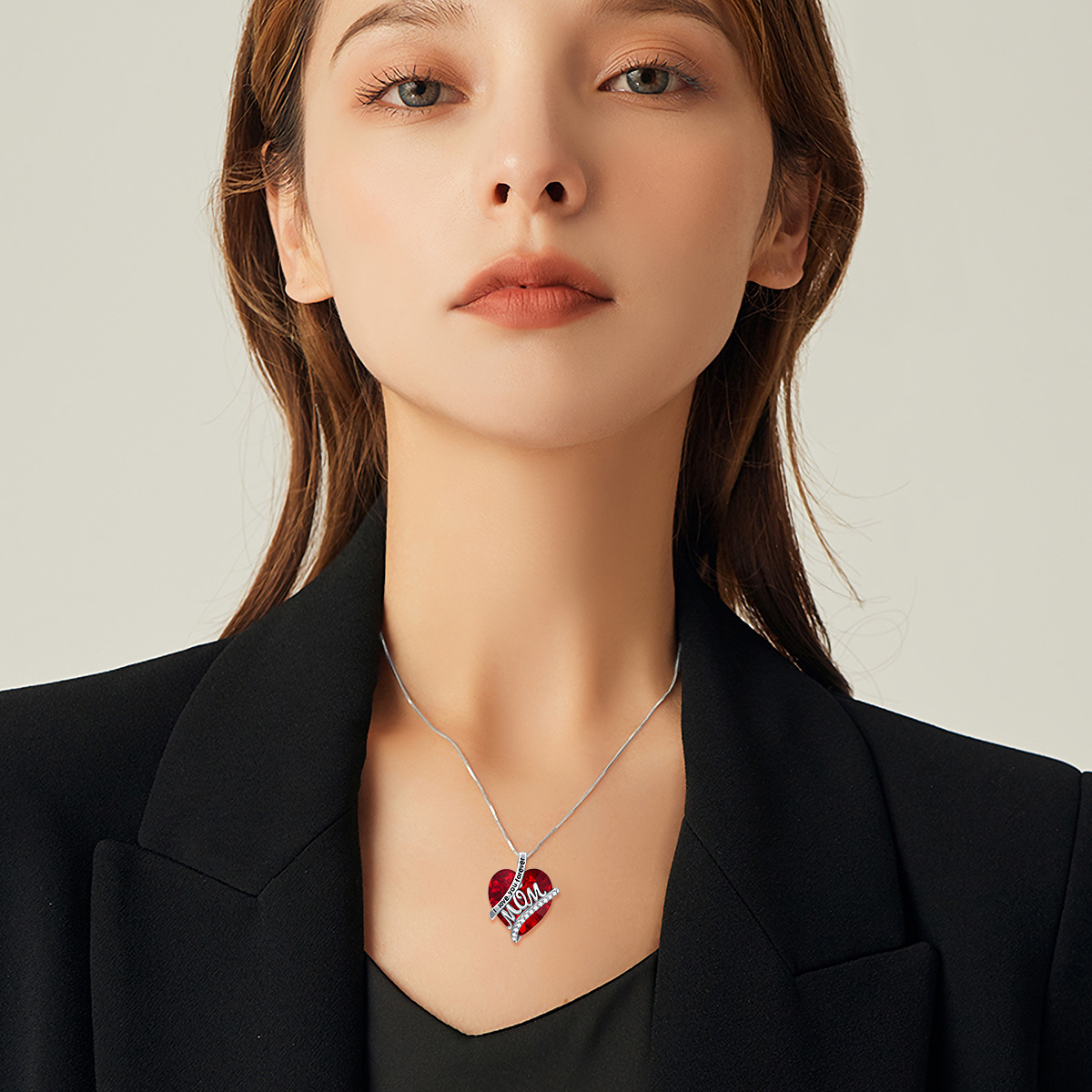 Collar con colgante de piedra natal de enero de plata de ley con forma de corazón y cristal con palabra grabada para madre-3