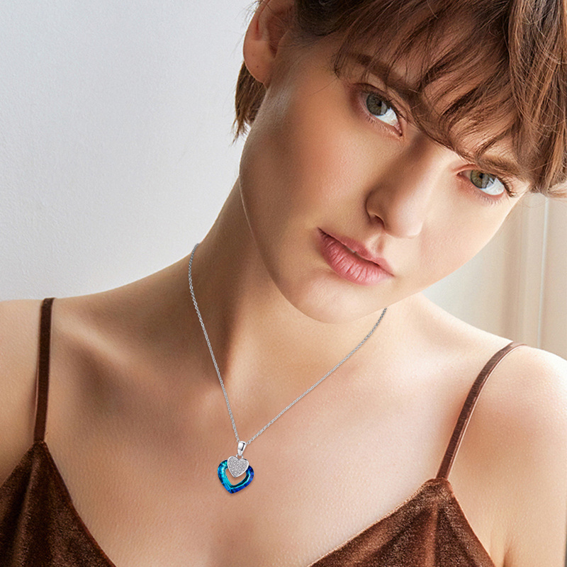 Colar com pingente de cristal de coração em prata esterlina para mulheres-3