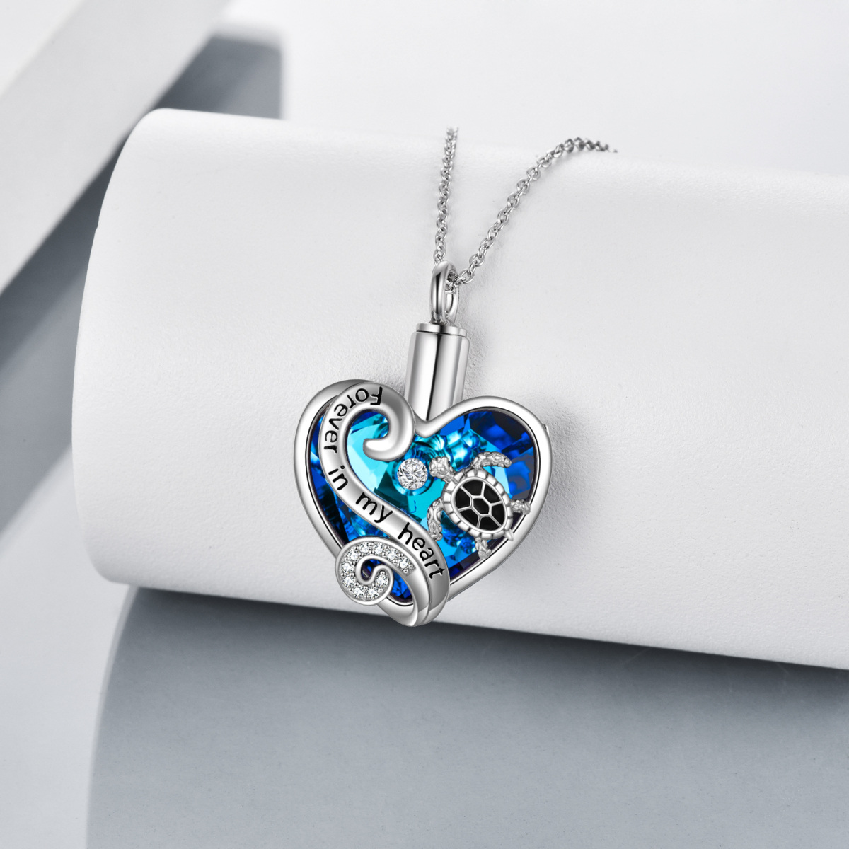 Collana con urna di tartaruga marina in cristallo di cuore in argento sterling per ceneri da donna-3