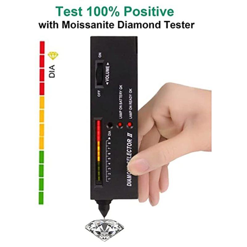 Anel de noivado personalizado com gravação em forma de coração e moissanita banhado a ouro rosa e prata de lei-5