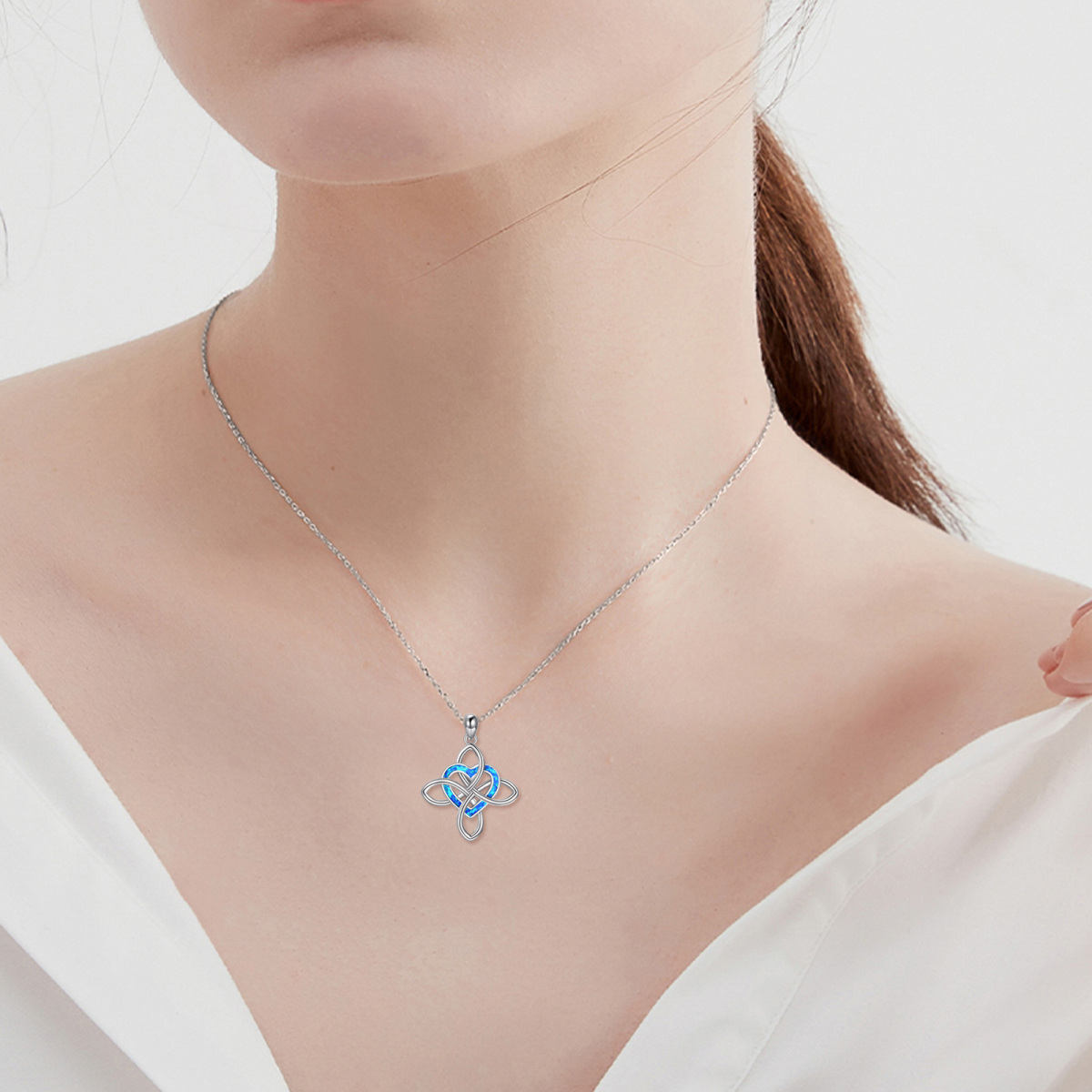 Collar con colgante de nudo celta de ópalo de corazón de plata de ley para mujer-2