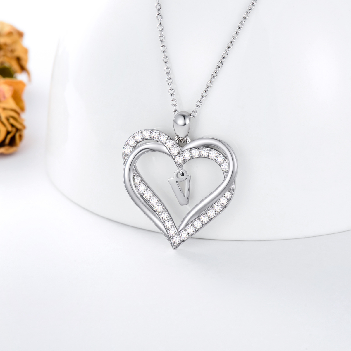 Collar con colgante de corazón y circonita cúbica de plata de ley con letra inicial personalizada V y corazón para mujeres mejores amigas-4