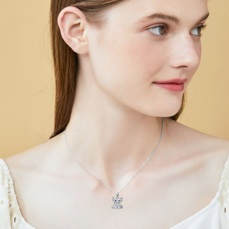 Colar com pingente de vaca Highland em prata esterlina-2