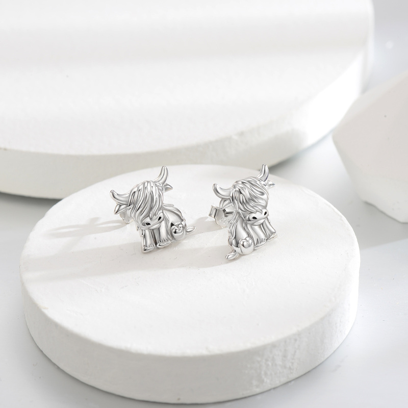 Orecchini a perno in argento sterling con mucca Highland-3