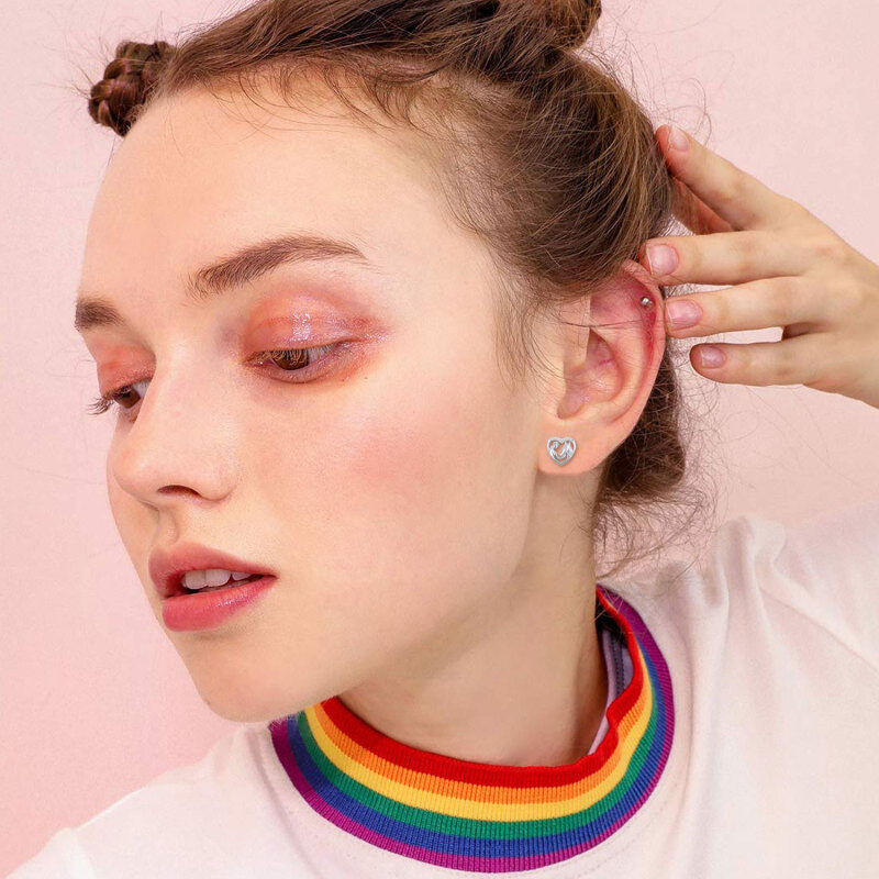 Srebrne kolczyki z cyrkonią w kształcie serca konia-3