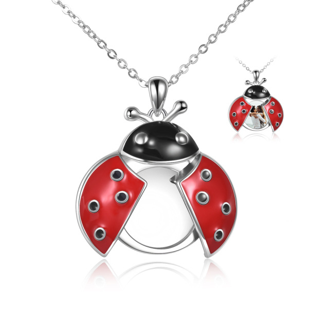 Collier médaillon photo personnalisé en argent sterling avec coccinelle pour femme