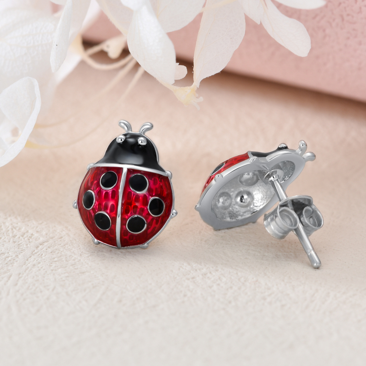 Orecchini a perno in argento sterling a forma di coccinella-5