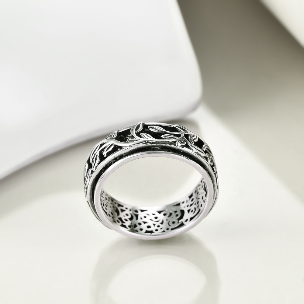 Anillo giratorio con hojas en plata de ley-3