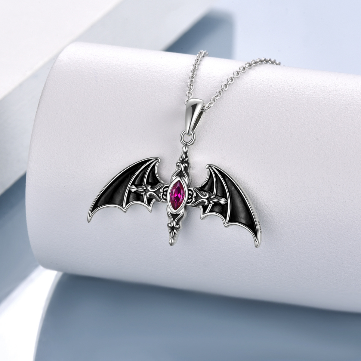 Collana con ciondolo a forma di pipistrello in argento sterling con zirconia cubica a forma di marquise per uomo-3