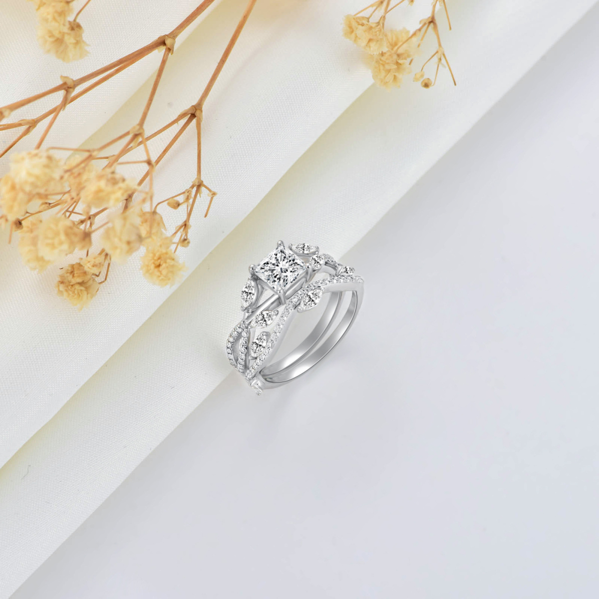 Bague de fiançailles en argent sterling avec moissanite-3