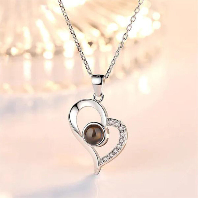 Collana con ciondolo a cuore in moissanite in argento sterling-4