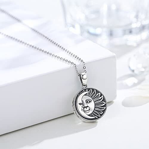 Collana con medaglione personalizzato in argento sterling Moon & Sun-3