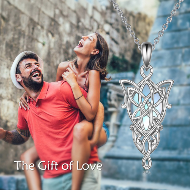 Colar com pingente Arwen Evenstar em prata esterlina com pedra da lua e nó celta-3