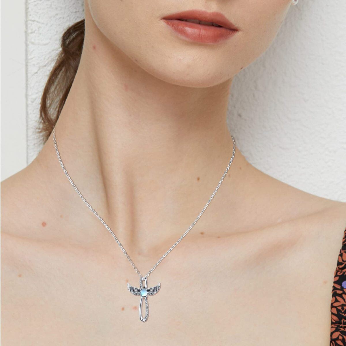 Collier avec pendentif croix en pierre de lune et oxyde de zirconium en argent sterling-2