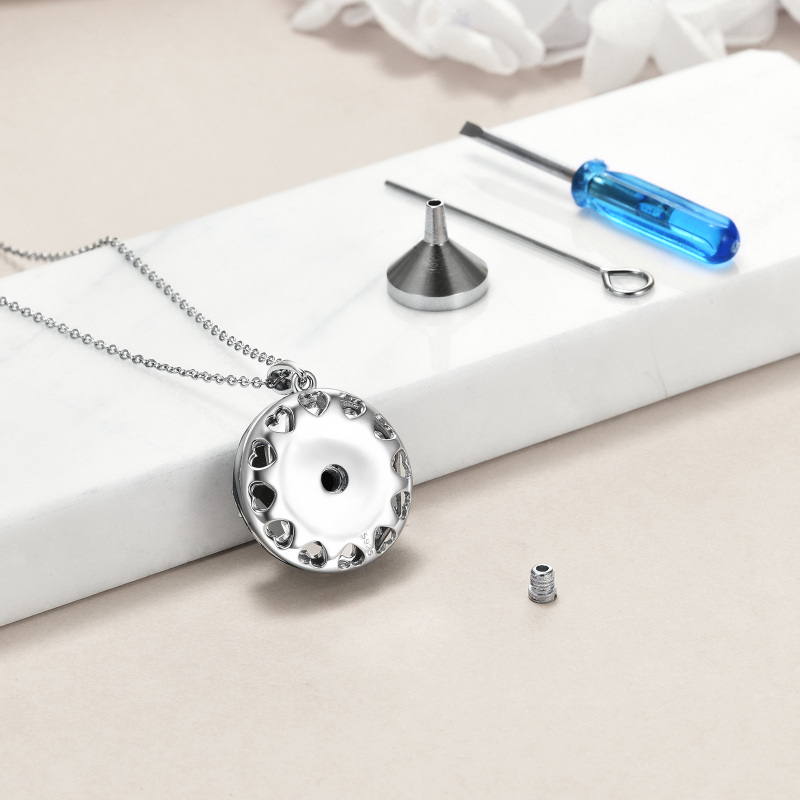 Naszyjnik z kompasem i kryształem księżycowym ze srebra próby 925 na prochy-4