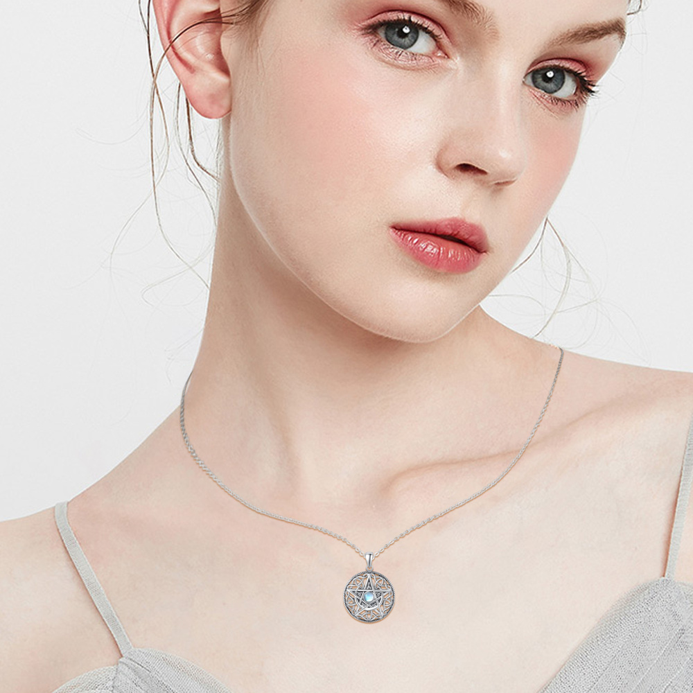 Colar Moonstone da Deusa da Lua Tripla em prata esterlina banhada a ouro branco-2