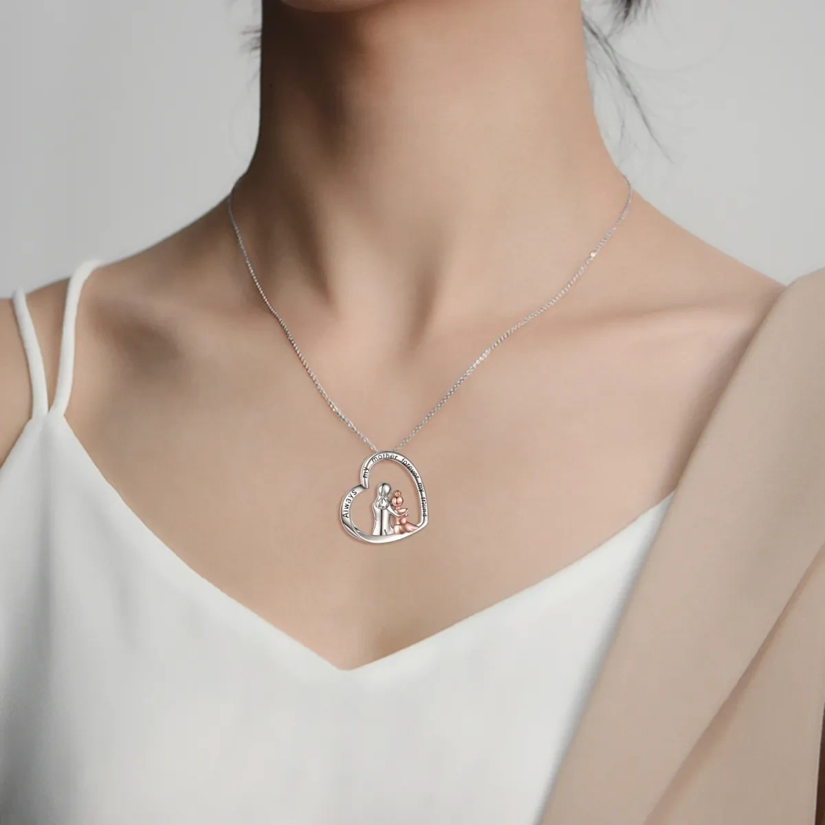 Collana con ciondolo madre e cuore in argento sterling con parola incisa-2