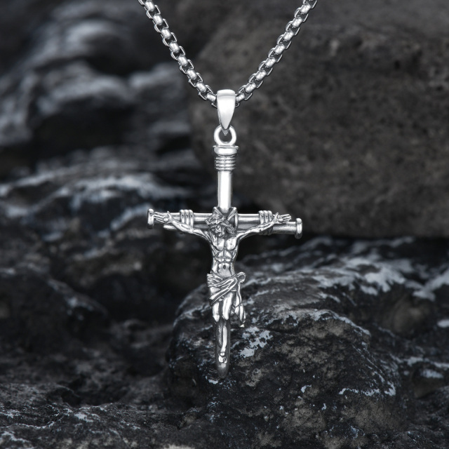 Collar de plata de ley con cruz de clavo y colgante de Jesús para hombre-3