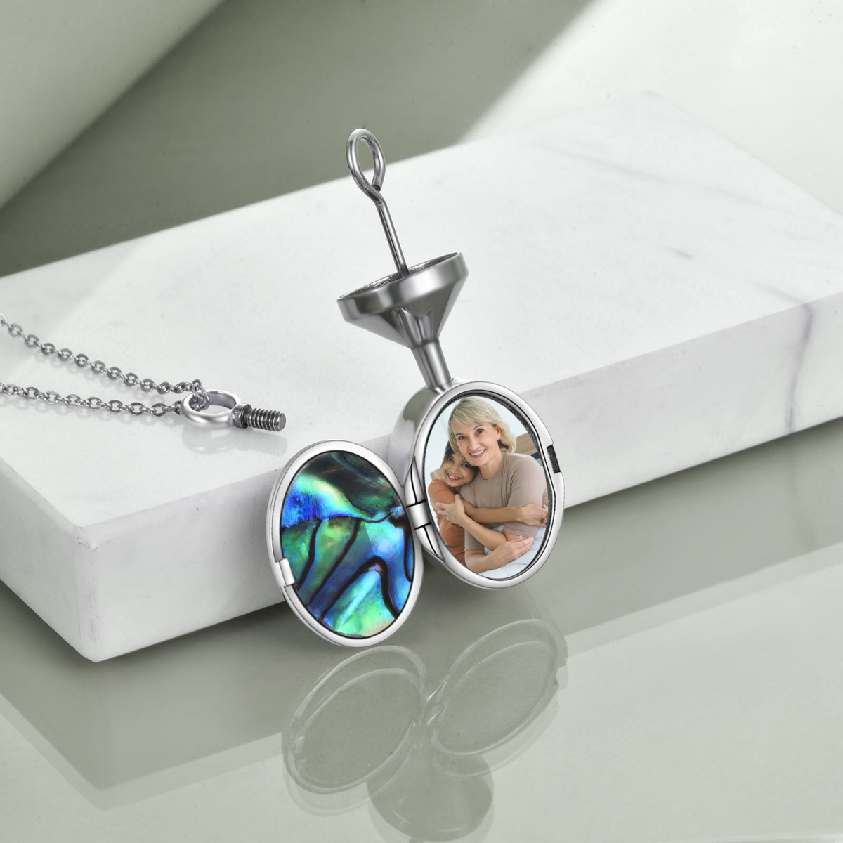 Collana con urna di girasole e crostacei di abalone a forma ovale in argento sterling per ceneri con parola incisa-3