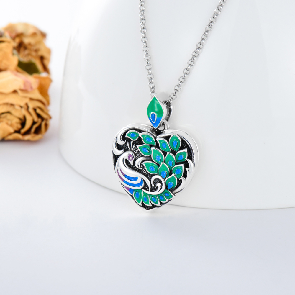 Collana con medaglione personalizzato con cuore di pavone in argento sterling-3