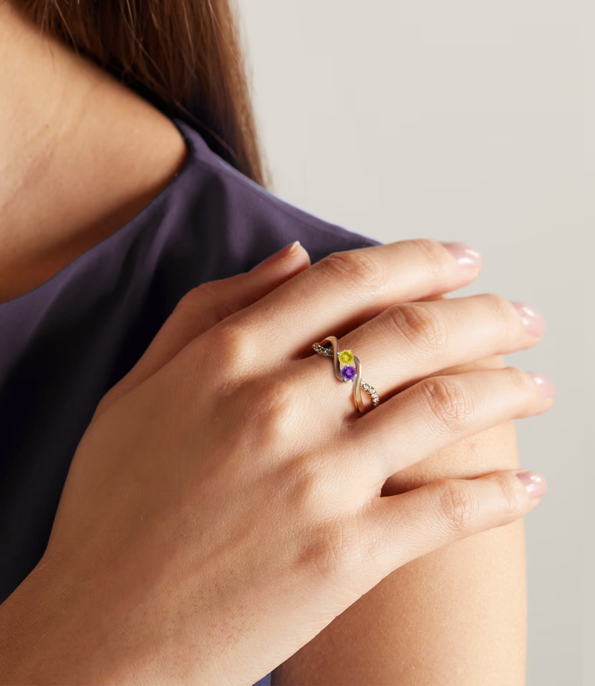 Anillo de Plata de Ley Personalizado con Piedra de Nacimiento y Grabado Personalizado con-2