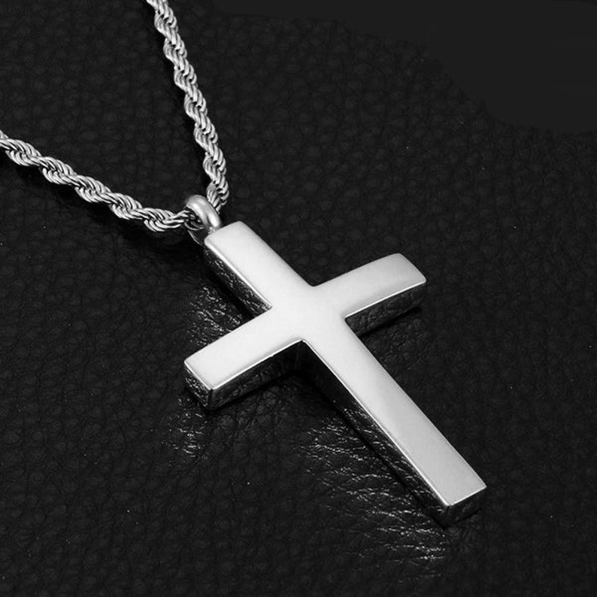 Collana con ciondolo a croce in argento sterling con incisione personalizzata per uomo-2