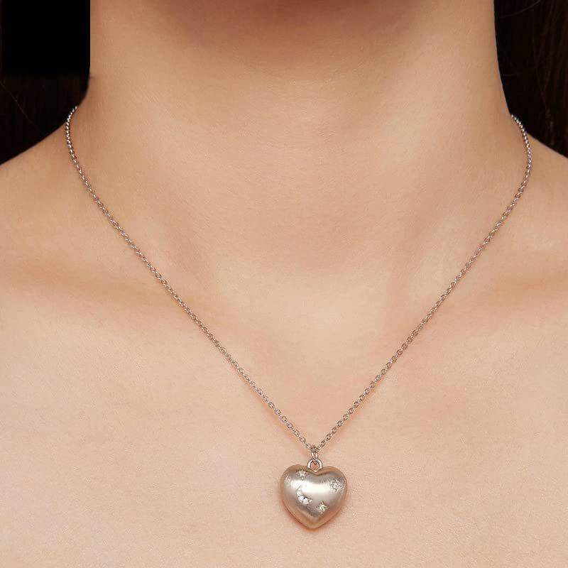 Collar con colgante de corazón con grabado personalizado en plata de ley-2