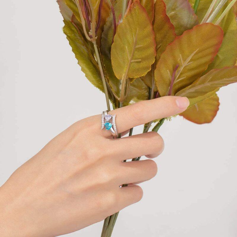 Bague de classe en argent sterling personnalisée avec des pierres de naissance en forme de coeur-2