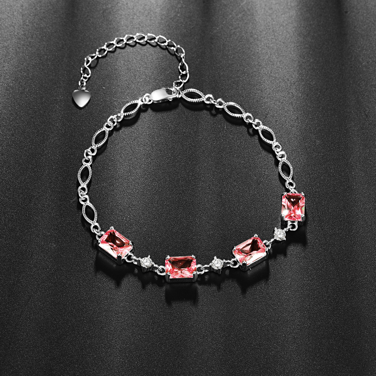 Bracciale a catena con stazione di perline portafortuna personalizzato in cristallo a forma di principessa quadrata in argento sterling-4