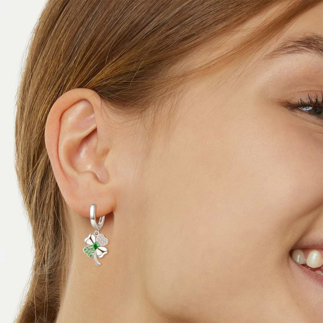 Boucles d'oreilles en argent sterling avec trèfle à quatre feuilles et nœud en zircon cubi-3