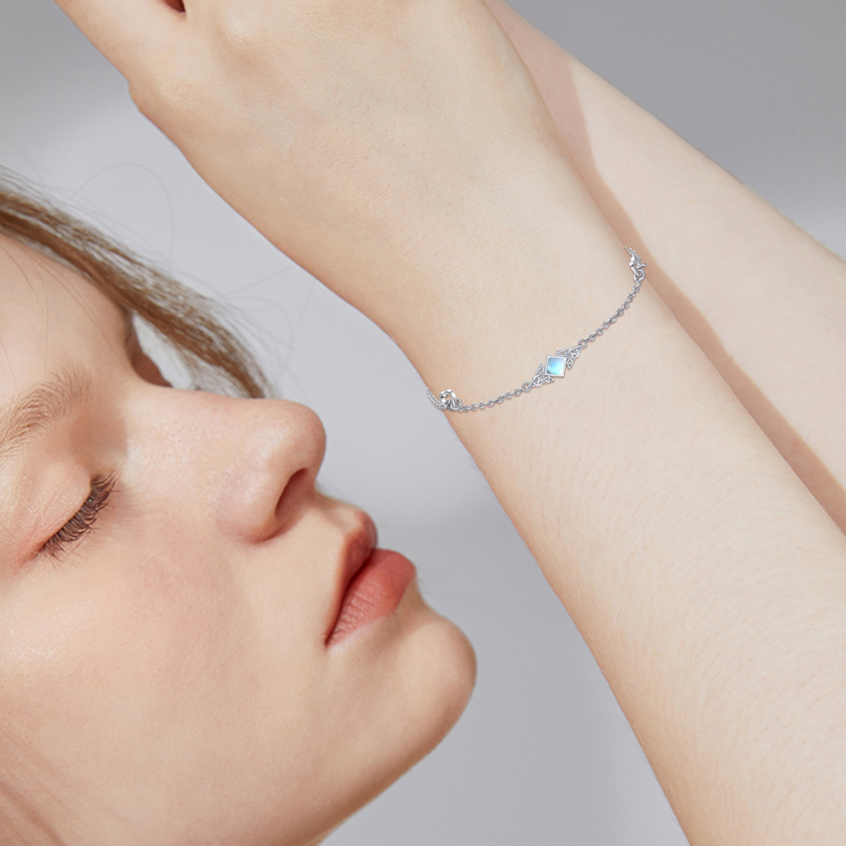 Pulsera de plata de ley con nudo celta de piedra luna en forma de princesa cuadrada-2