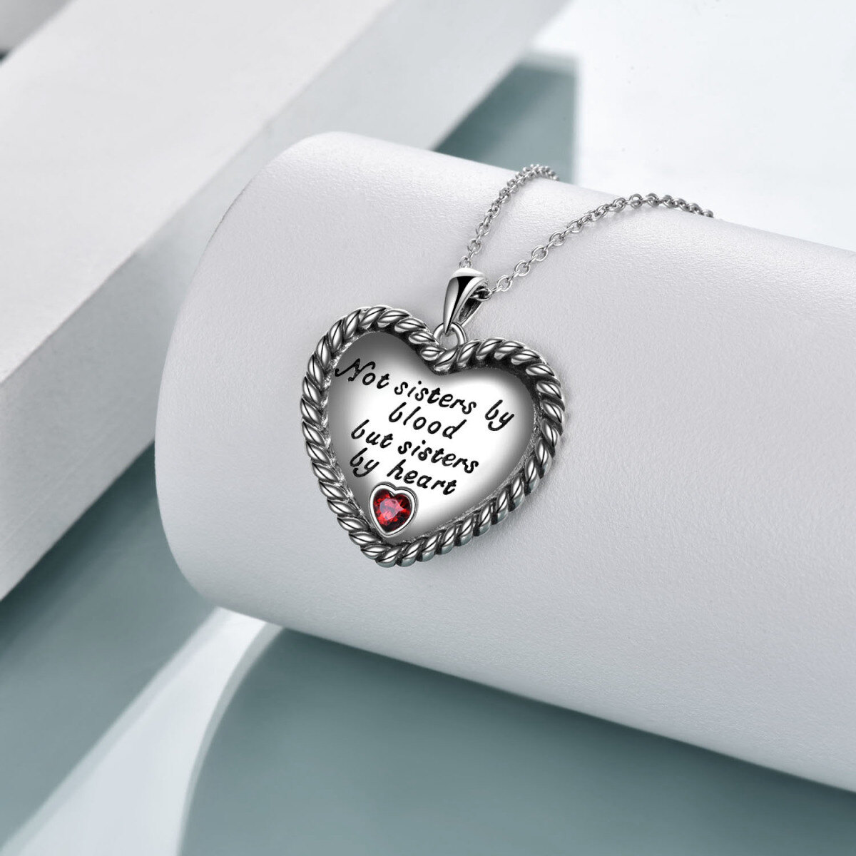 Collar de plata de ley con colgante de corazón de circonita roja para las mejores amigas-3