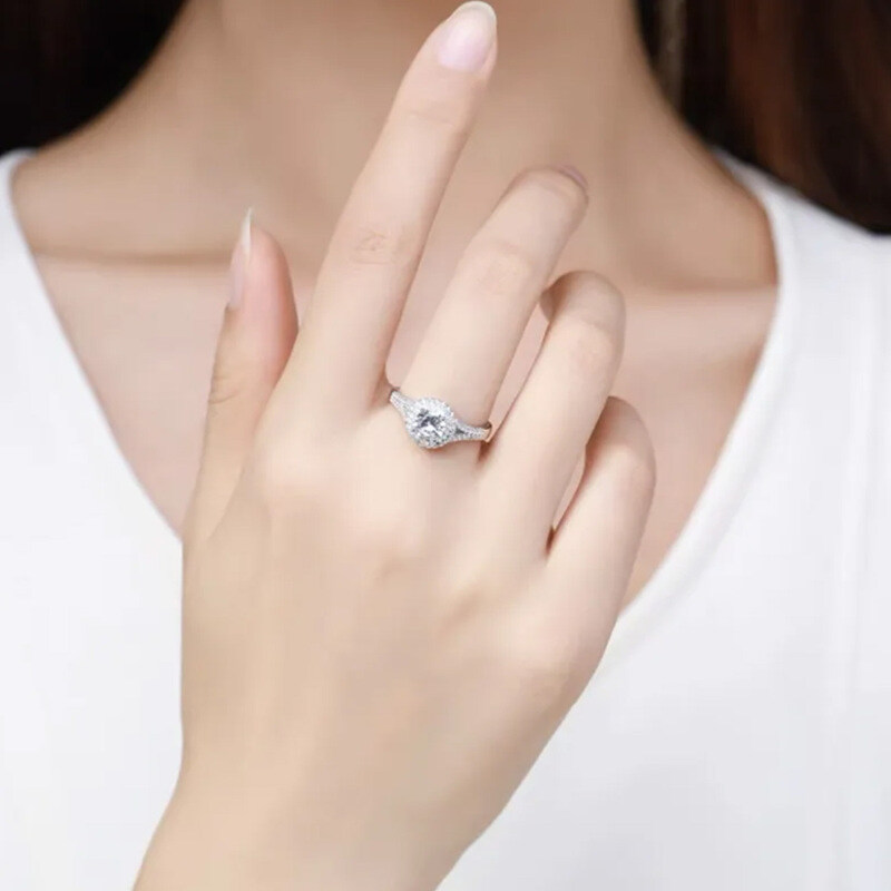 Sterling Silver with Rose Gold Plated Round Shaped Moissanite Personalized Engraving & Circle Engagement Ring-2