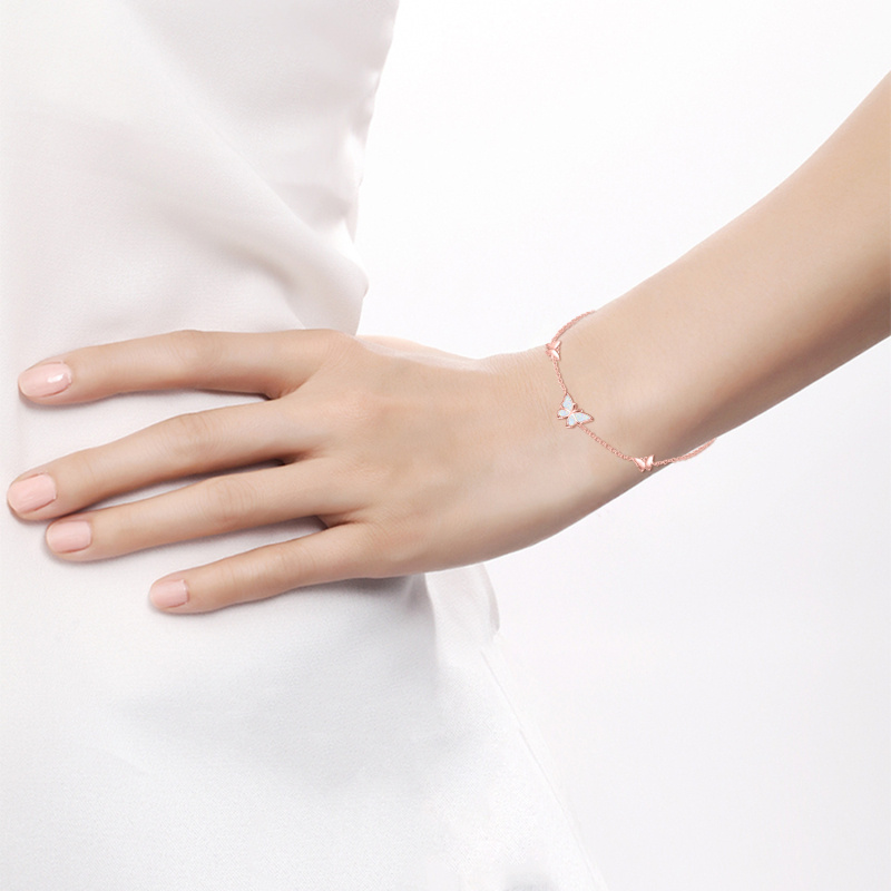 Srebrna bransoletka z pozłacanym różowym opalem i zawieszką w kształcie motyla-2