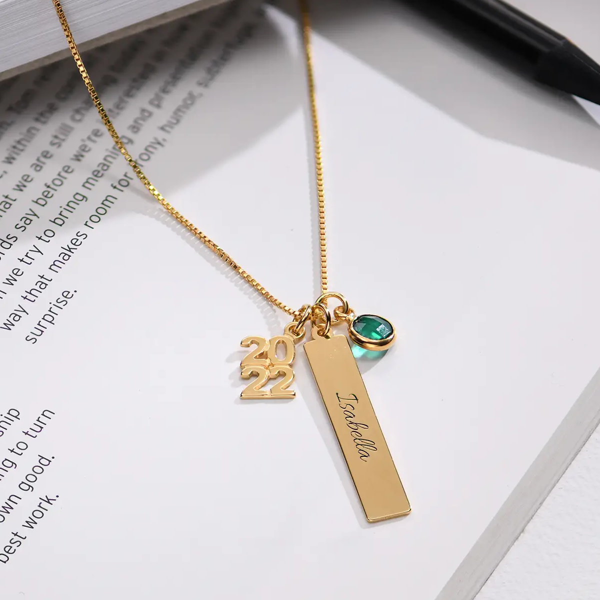 Collar de plata de ley con circonita cúbica de corte redondo y piedra de nacimiento personalizada, grabado para padres e hijos.-4