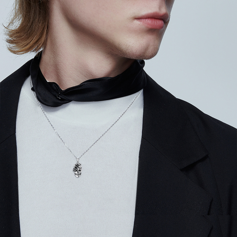 Collar con colgante de calavera rosa en plata de ley para mujeres y hombres-3